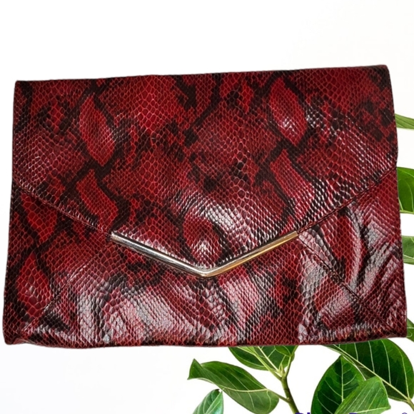 Mossimo Supply Co. Handbags - Mossimo Clutch